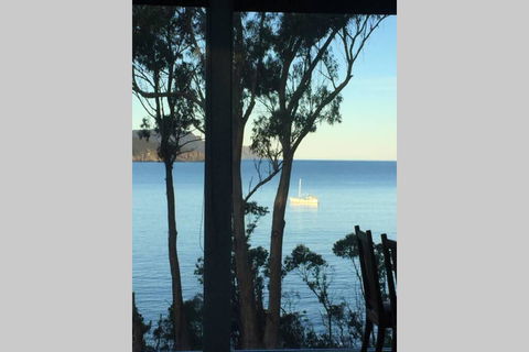 The Cove... On The Rocks At Port Arthur - QLD Tourism 2