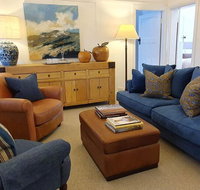 The Dewhurst - Sophisticated Entire CBD Apartment - Queensland Tourism