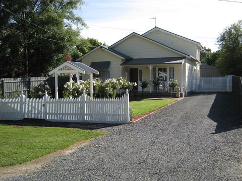 The Don Healesville - QLD Tourism 0