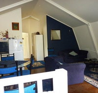 The Doo Drop Inn - QLD Tourism