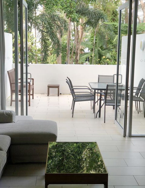 The Drift Holiday Apartments - QLD Tourism 3