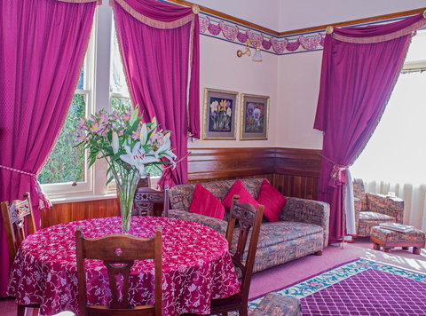 The Duck House - Queensland Tourism 0