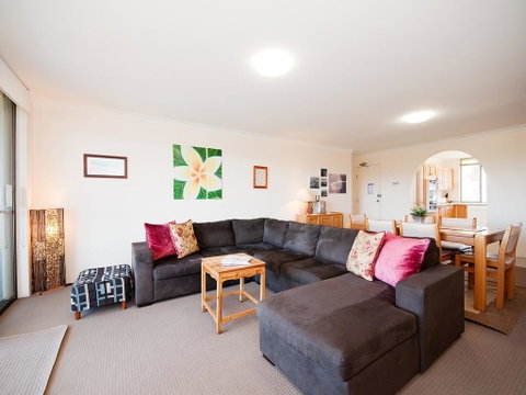 The Dunes, Unit 17/38 Marine Drive - QLD Tourism 0