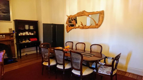 The Empire Hotel - QLD Tourism 0