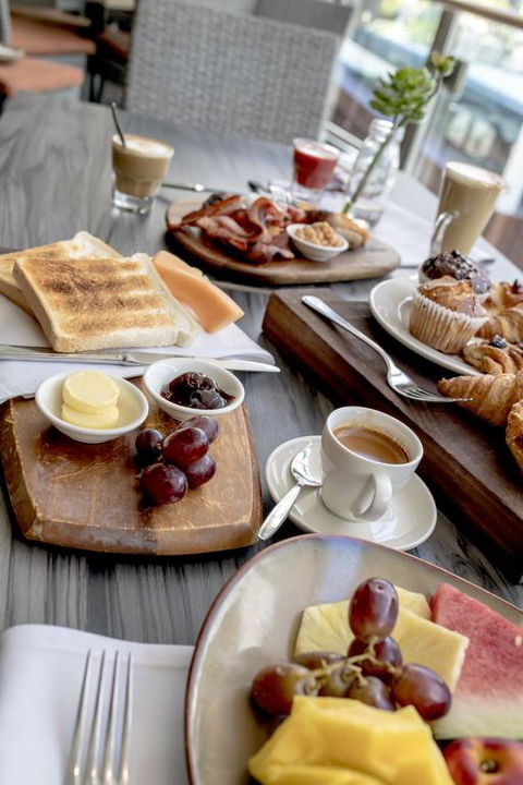 The Executive Inn, Newcastle - QLD Tourism 3