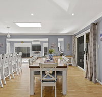 The Family entertainer in the heart of Corlette - QLD Tourism