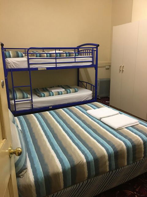 The Formby Hotel - QLD Tourism 3