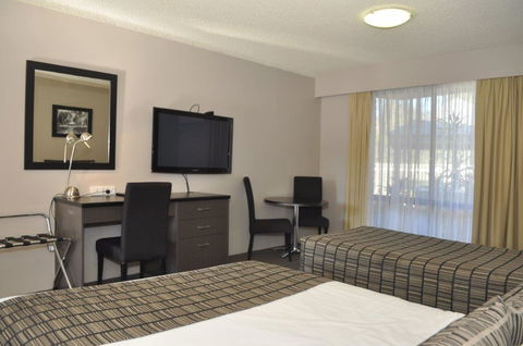 The Galaxy Motel - QLD Tourism 1