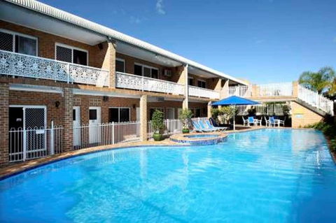 The Hermitage Motel - Campbelltown - QLD Tourism 0