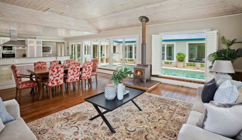 The Kangaloon House - QLD Tourism 3