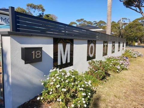 The Lodge Broulee - Queensland Tourism 2