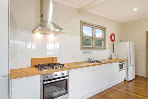 The Love Shack - QLD Tourism 1