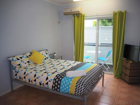 The Martyn Budget Apartment (no A/c) - QLD Tourism 2