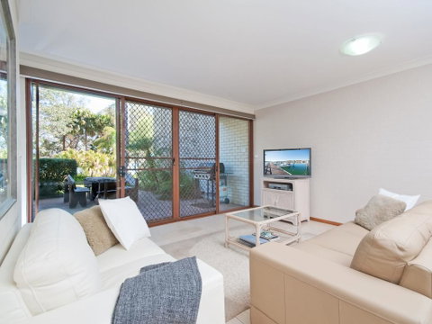 The Moorings, 5/4 Cromarty Road - QLD Tourism 0