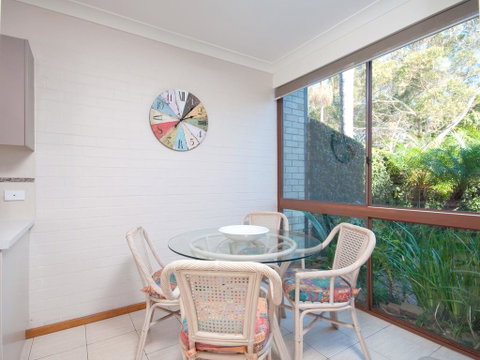 The Moorings, 5/4 Cromarty Road - QLD Tourism 1