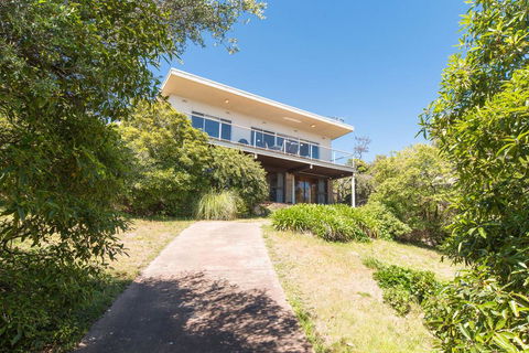 The Mount Martha Lookout - Queensland Tourism 0
