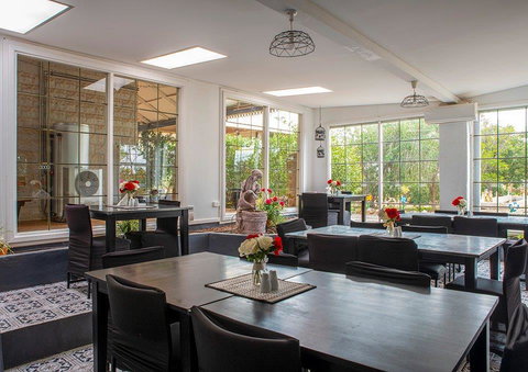 The Old Convent Dalwallinu - QLD Tourism 1