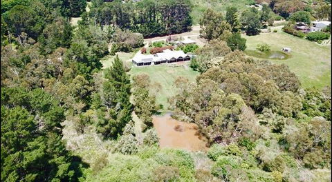 The Orchard Luxury Accommodation - QLD Tourism 0