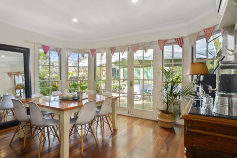 The Pines Bed And Breakfast - QLD Tourism 0