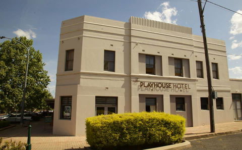 The Playhouse Hotel - QLD Tourism 0