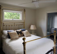 The Red Feather Inn - QLD Tourism