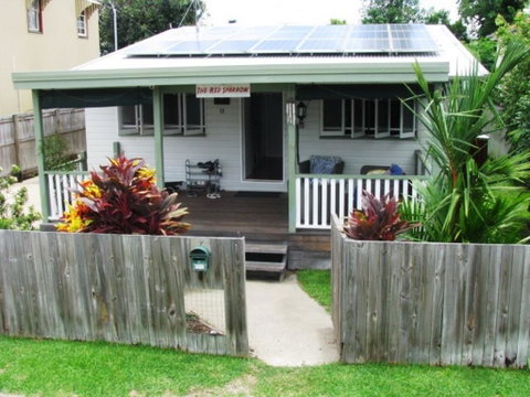 The Red Sparrow - QLD Tourism 0