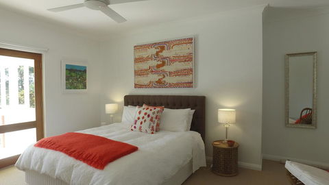 The Ridge Retreat At Mollymook - QLD Tourism 3