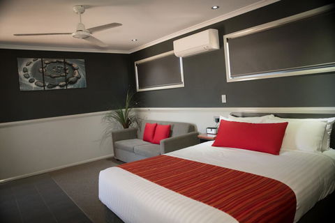 The Rocks Motel - QLD Tourism 2