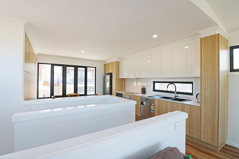 The Shore Break 6 Apartment - Queensland Tourism 3