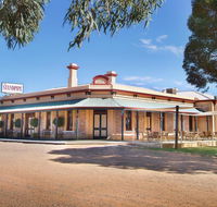 The Standpipe Golf Motor Inn - Queensland Tourism