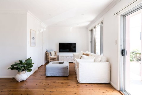 The Summer House - QLD Tourism 1