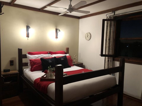 The Table Guest House - QLD Tourism 2
