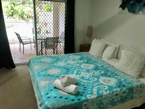 The Villas Palm Cove - QLD Tourism 1