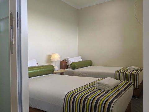 The Windsor Apartments And Hotel Rooms, Brisbane - QLD Tourism 1