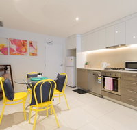 Ther-Rich Apartment - QLD Tourism