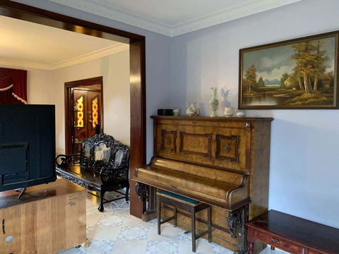 Thomastown Antique House Room 3 - Queensland Tourism 2