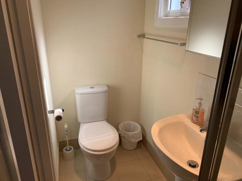 Thornleigh Garden View, Comfortable & Tranquil - QLD Tourism 3