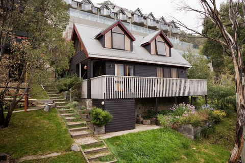 Thredbo Apartment Accommodation - QLD Tourism 2