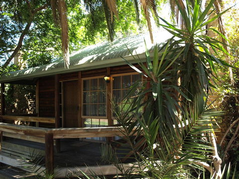 Ti-Tree Village - QLD Tourism 0