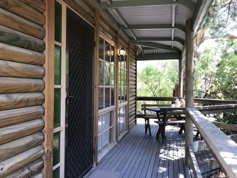 Ti-Tree Village - QLD Tourism 3