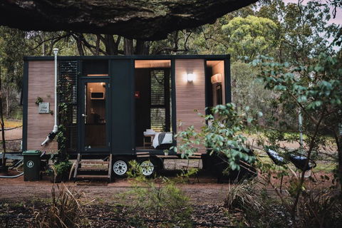 Tiny House 888 - QLD Tourism 0