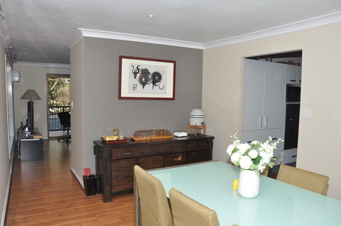 TL Warmest Homestay - Queensland Tourism 1