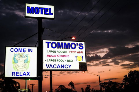 Tommo's Motor Lodge - QLD Tourism 2