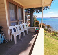 Tommy's Lakehouse - QLD Tourism