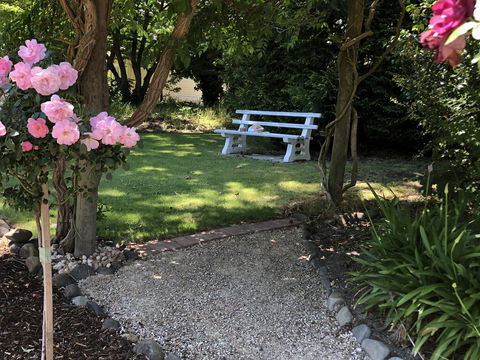 Toolebewang Farm Cottage - QLD Tourism 0