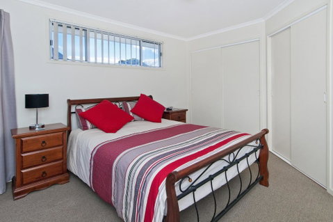 TOPVIEWS - 15Second Av BH - QLD Tourism 3