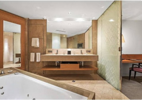 Top Private Service, Business Reception, Alternative Travel - QLD Tourism 3