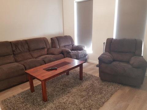 Towncrackers Guest House - QLD Tourism 3
