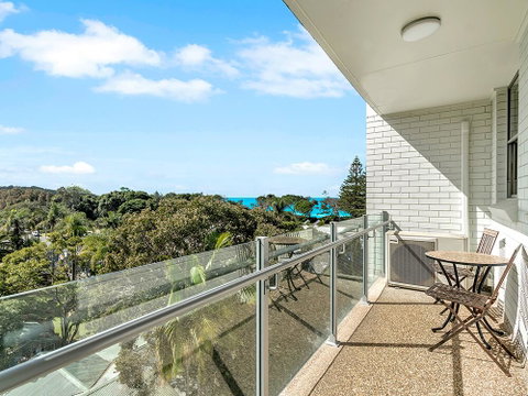 Tradewinds Apartments - QLD Tourism 1