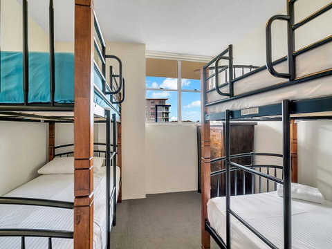 Tradewinds Apartments - QLD Tourism 3
